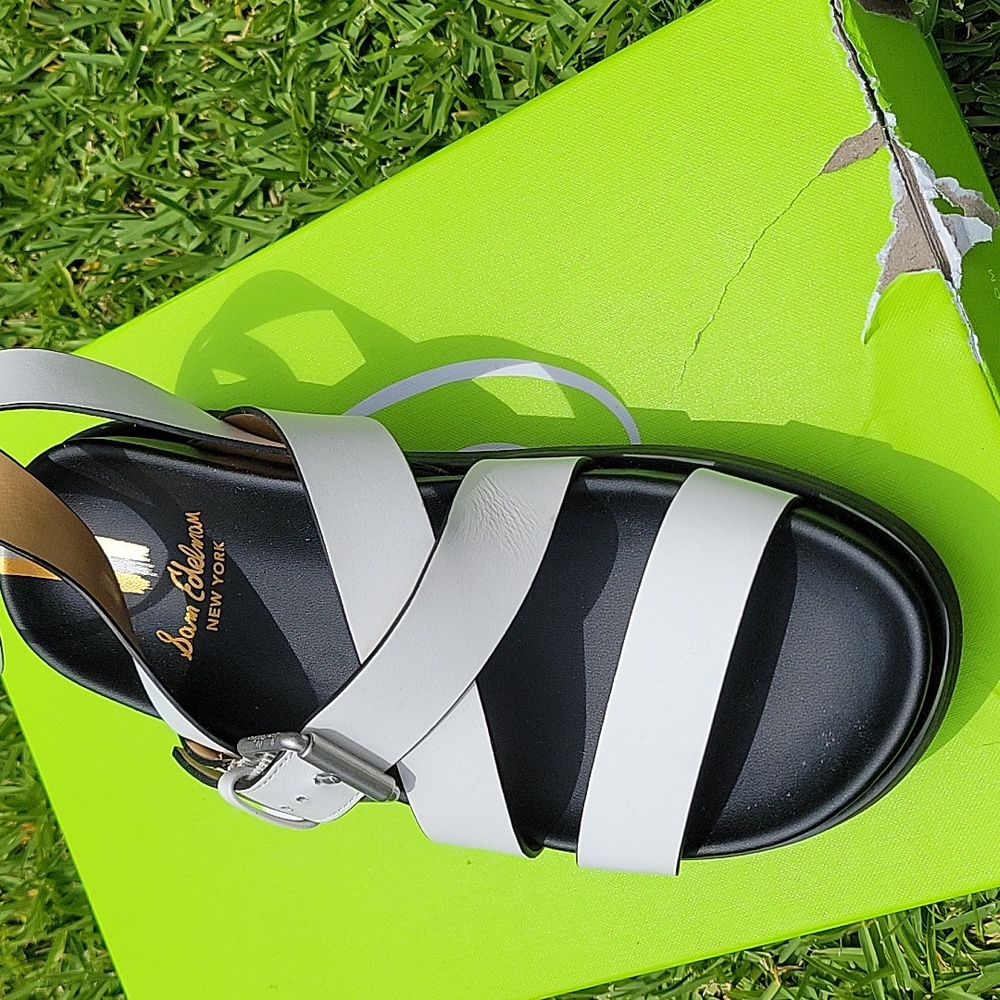 Sandals - Picture 5 of 5